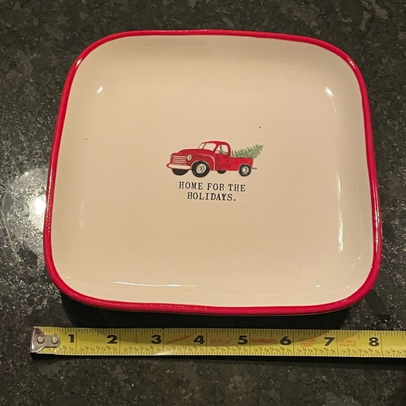 Rae Dunn “Home for the holidays” plate - Picture 2 of 3